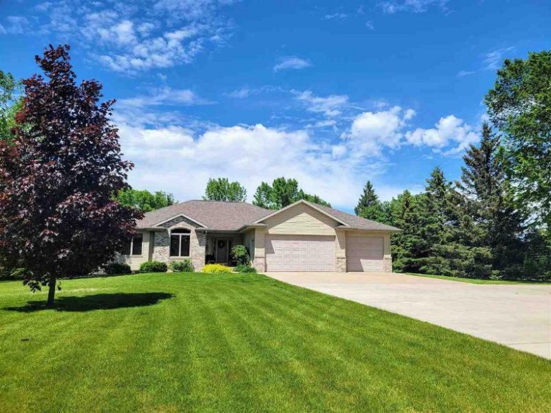 W9330 Garvey Road, Hortonville, WI by Coldwell Banker Real Estate Group $399,900