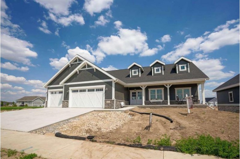 812 Walter Run Waunakee, WI 53597 by Inventure Realty Group, Inc $799,900