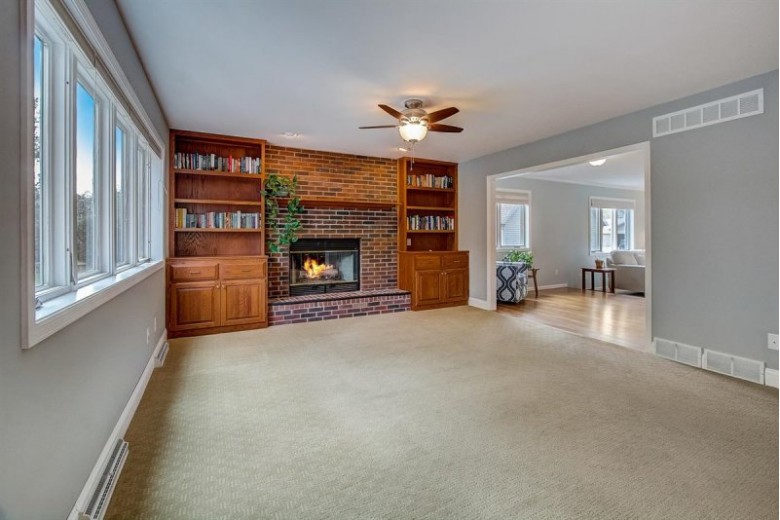 33 Bishops Hill Cir Madison, WI 53717 by First Weber Real Estate $549,900