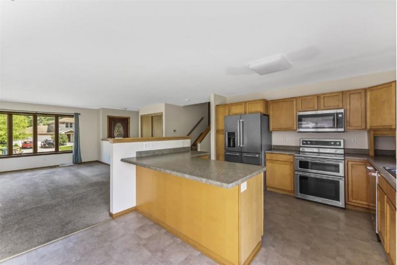 2326 Mica Rd Madison, WI 53719 by Mhb Real Estate $339,950
