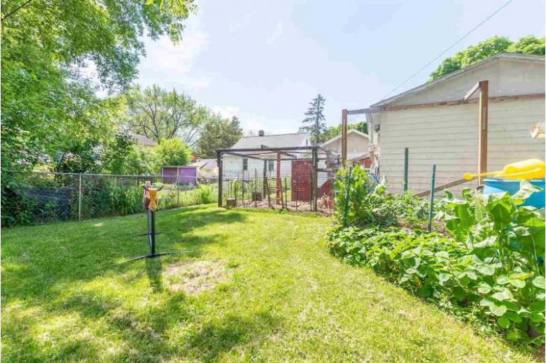 1601 Loftsgordon Ave Madison, WI 53704-4011 by First Weber Real Estate $210,000