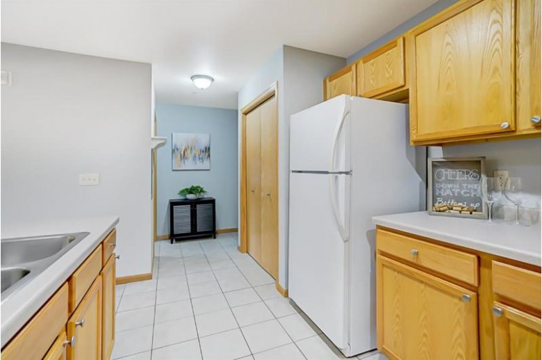 6720 Fairhaven Rd 11 Madison, WI 53719 by Realty Executives Cooper Spransy $230,000