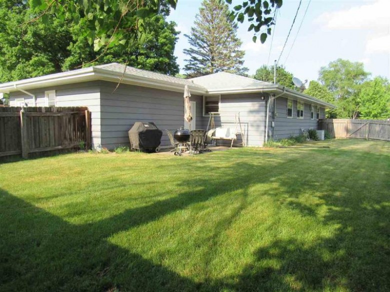 2114 Hawthorne Ave Janesville, WI 53545 by Century 21 Affiliated $189,900