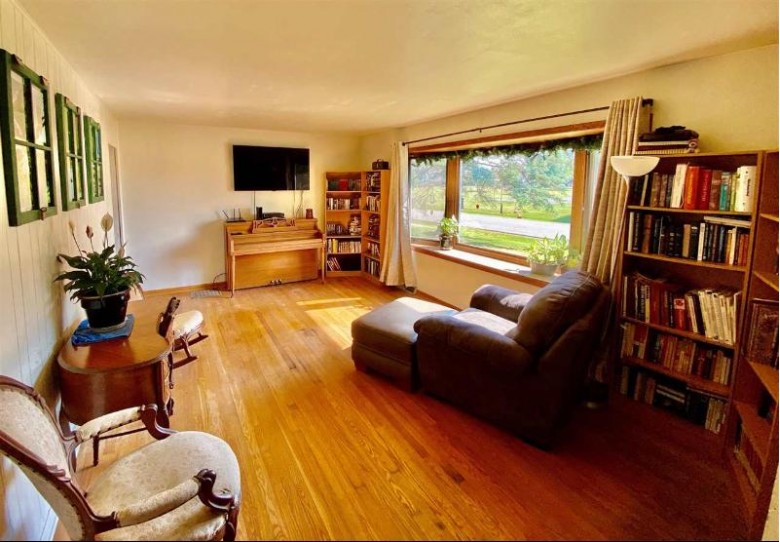 420 Pleasant View Dr, Stoughton, WI by Lakestone Properties $259,900