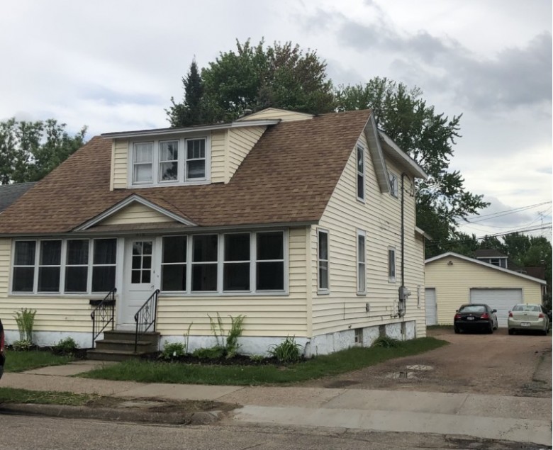 633 Washington Avenue Stevens Point, WI 54481 by First Weber Real Estate $138,000