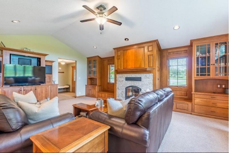 143170 Rolling Hills Lane Wausau, WI 54401 by Coldwell Banker Action $449,900