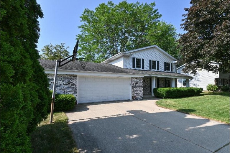 15005 W Fenway Dr, New Berlin, WI by Re/Max Liberty $389,900