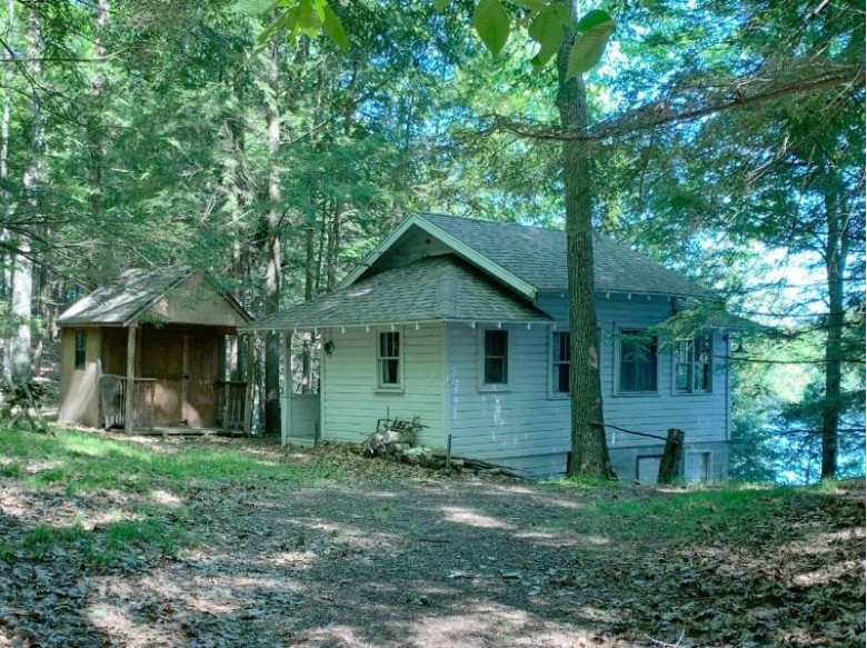 9723 White Lake Rd, Suring, WI by Coldwell Banker Real Estate Group Mi/Wi $235,000