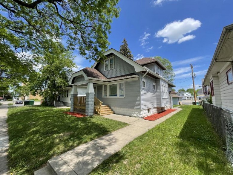 3324 N 41st St Milwaukee, WI 53216-3639 by Coldwell Banker Realty $149,900