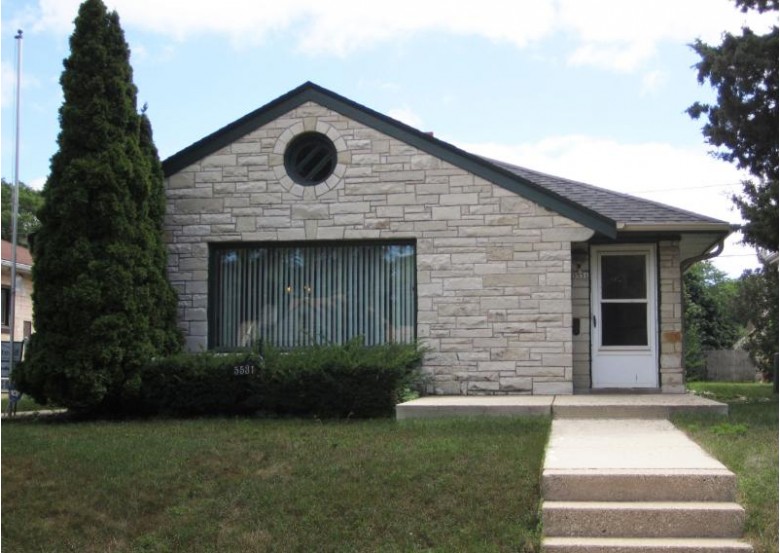 5531 W Roosevelt Dr Milwaukee, WI 53216-3151 by Shorewest Realtors, Inc. $139,900