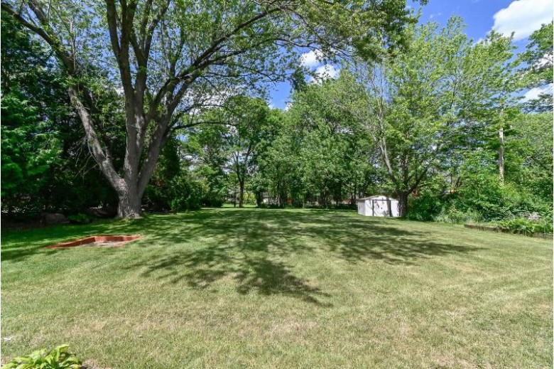 136 W Bergen Dr Fox Point, WI 53217-2305 by First Weber Real Estate $297,000