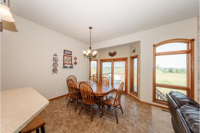 533 Emerald Hills Dr Fredonia, WI 53021-9731 by Shorewest Realtors, Inc. $339,900