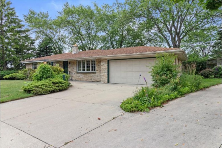 3021 S 90th St West Allis, WI 53227-3721 by Keller Williams Realty-Milwaukee Southwest $254,900