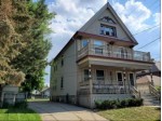 5613 W Lloyd St 5615 Milwaukee, WI 53208-1004 by Coldwell Banker Homesale Realty - Franklin $229,900
