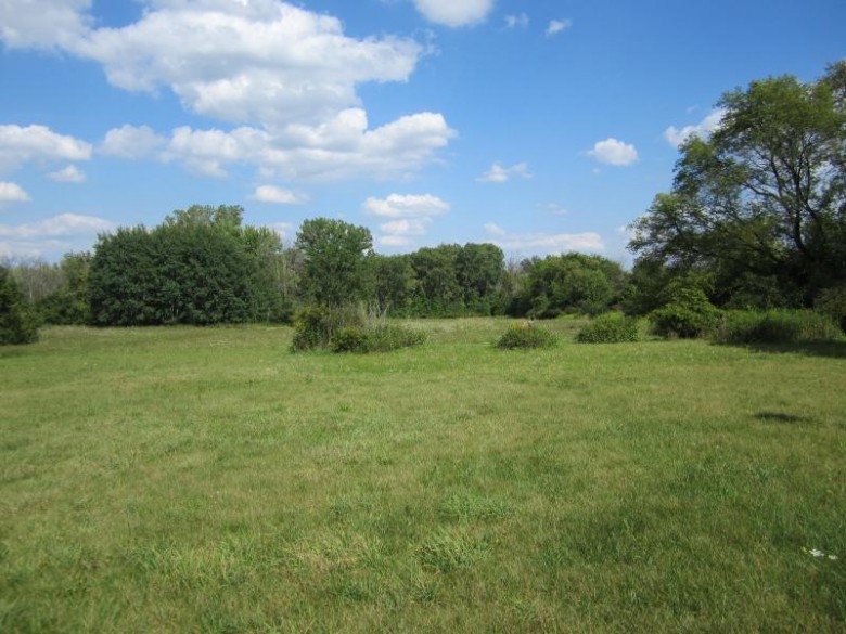 N8280 River Valley Rd Ixonia, WI 53036 by Froemming Realty Llc $279,900