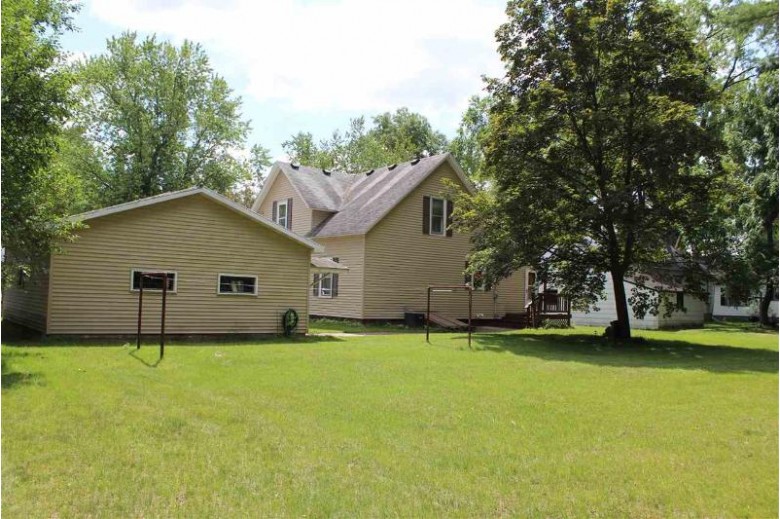 320 S Walker Street Wautoma, WI 54982 by Coldwell Banker Real Estate Group $79,000
