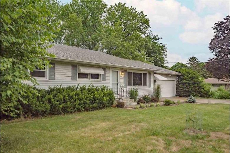 1646 Lake View Ave Madison, WI 53704 by Keller Williams Realty $265,000