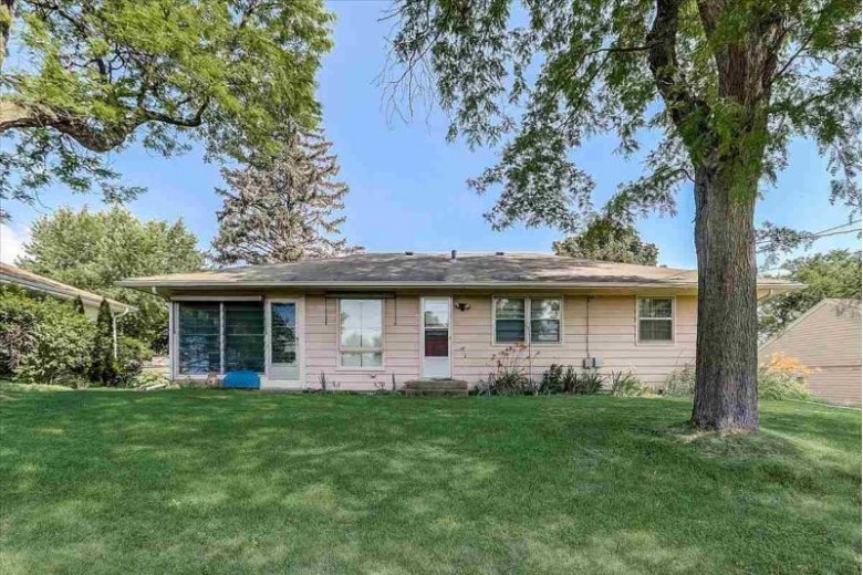 4333 Wakefield St Madison, WI 53711 by First Weber Real Estate $325,000