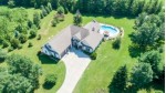520 S Hunters Xing Slinger, WI 53086 by Homestead Advisors $519,900