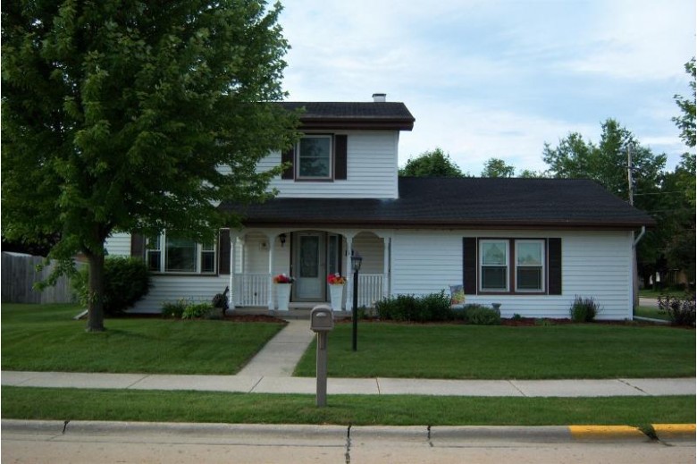 2504 36th St, Two Rivers, WI by Re/Max Port Cities Realtors $199,900