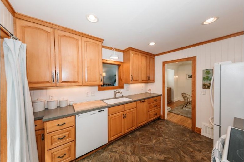 2185 N 70th St Wauwatosa, WI 53213-1927 by Shorewest Realtors, Inc. $335,000