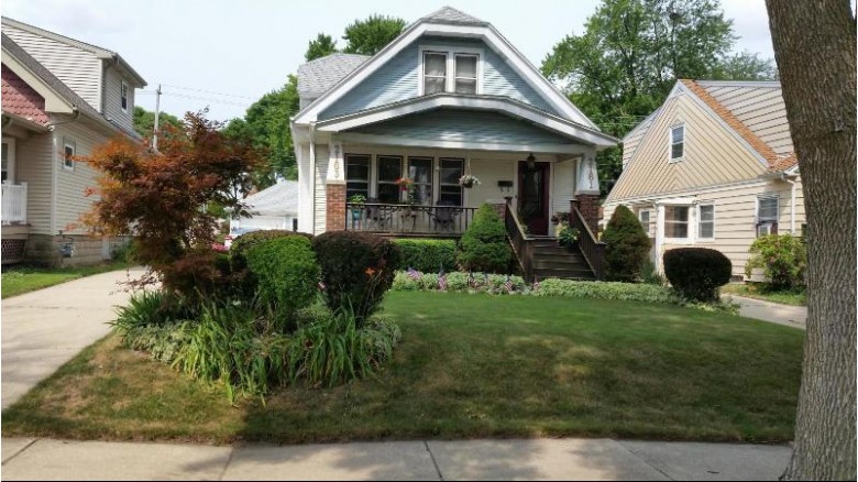 2161 S 95th St West Allis, WI 53227-1418 by Homestead Realty, Inc $229,500