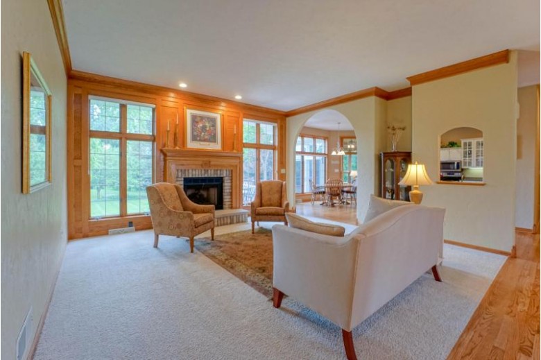 W313N5009 Bell Tower Pl Hartland, WI 53029-8527 by Lake Country Flat Fee $619,900