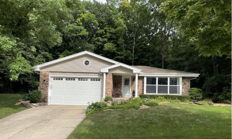 4915 Sussex Ln Greendale, WI 53129 by Standard Real Estate Services, Llc $365,000