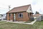 4720 S 22nd St Milwaukee, WI 53221-2908 by Shorewest Realtors, Inc. $210,000