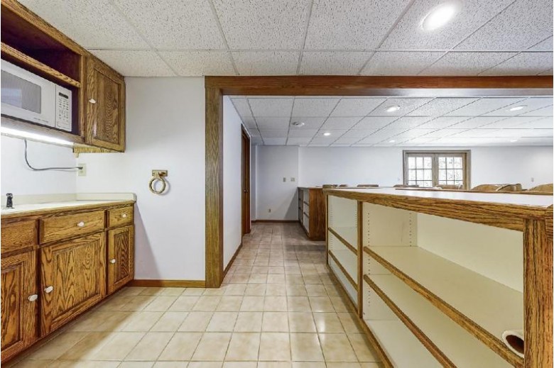 8039 Fish Hatchery Rd, Burlington, WI by Re/Max Premier Properties $468,000