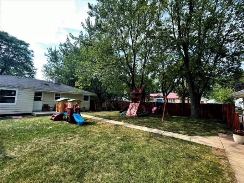 6006 S 20th St Milwaukee, WI 53221-5049 by Jon Michals Realty, Llc $269,900