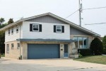 3621 E Iona Ter Cudahy, WI 53110-2715 by Re/Max Realty Pros~milwaukee $197,000