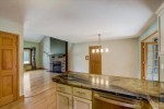 5517 W Beacon Hill Dr Franklin, WI 53132-9029 by Keller Williams-Mns Wauwatosa $357,500