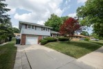 7240 W Kk River Pkwy, Milwaukee, WI by Re/Max Lakeside-27th $234,900
