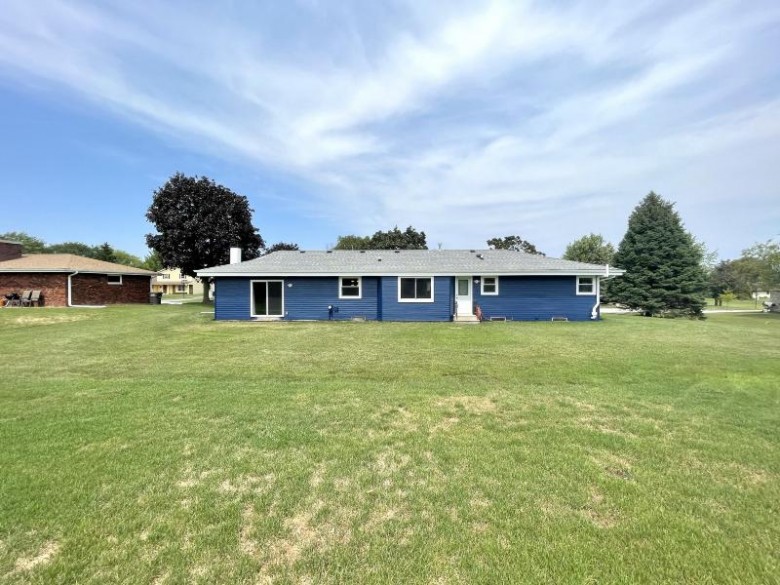 4845 W Abbott Ave Greenfield, WI 53220 by Acts Cdc $289,900