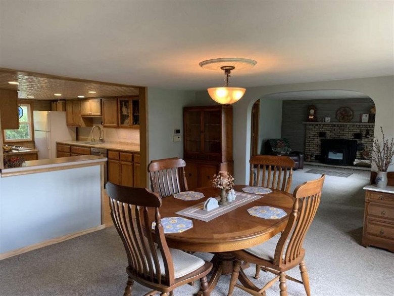 W1944 Mickelson Rd, Fall River, WI by Keystone Realty $390,000