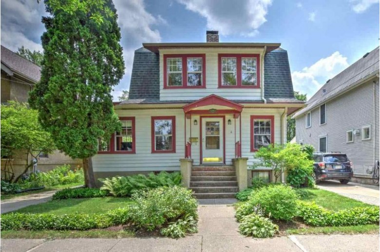 1205 Elizabeth St Madison, WI 53703 by Lauer Realty Group, Inc. $385,000