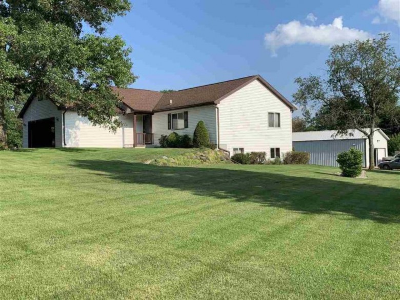 W5405 10th Rd Westfield, WI 53964 by Cotter Realty Llc $274,900
