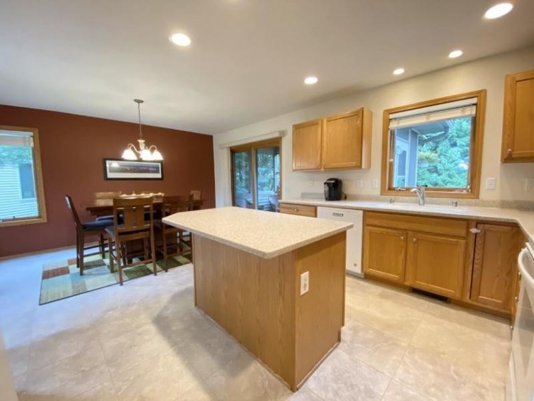32 Pelican Cir Madison, WI 53716 by First Weber Real Estate $319,900