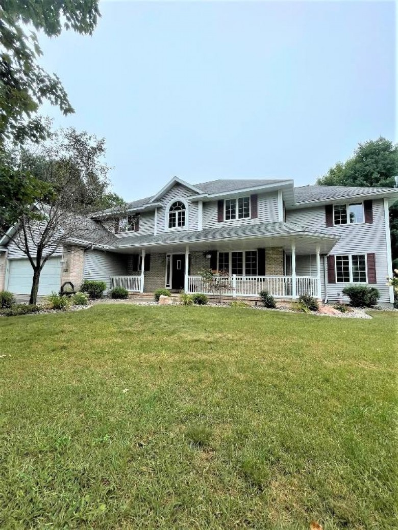 8401 Windsor Drive, Weston, WI by Re/Max Excel $419,900
