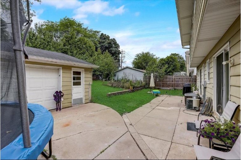 8129 W Tripoli Ave 8131, Milwaukee, WI by Realty Executives Integrity~brookfield $309,900