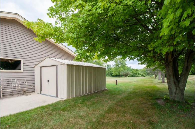 24224 N Wind Lake Rd, Waterford, WI by Redefined Realty Advisors Llc $429,900