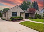 7117 Wellauer Dr Wauwatosa, WI 53213 by Homeowners Concept $399,900