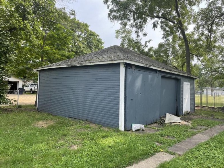 537 W North Street Plainfield, WI 54966 by First Weber Real Estate $125,000