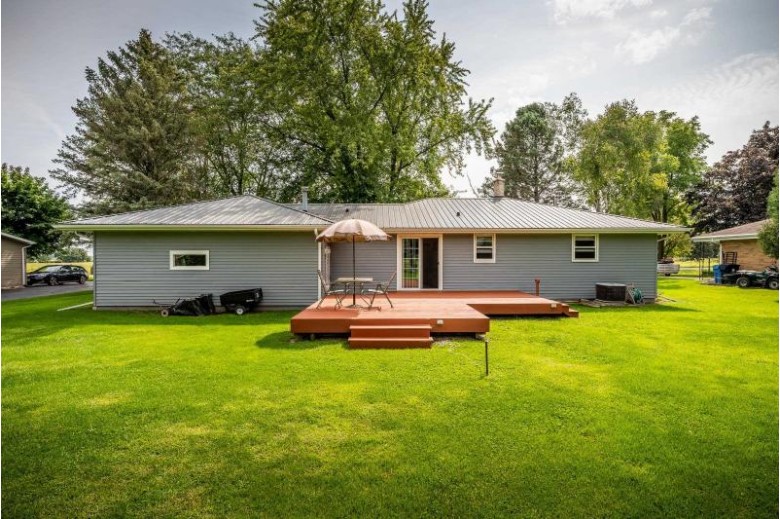 3558 Brooks Road Oshkosh, WI 54904 by Coldwell Banker Real Estate Group $192,500