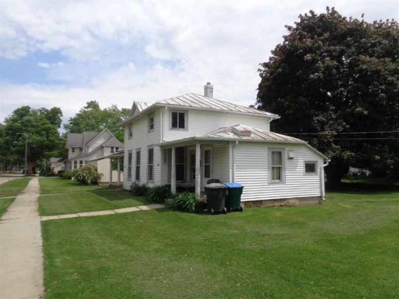 615 Liberty St Ripon, WI 54971 by Clear Choice Real Estate Services, Llc $24,900
