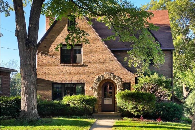1710 Kendall Ave Madison, WI 53726 by Sprinkman Real Estate $699,900