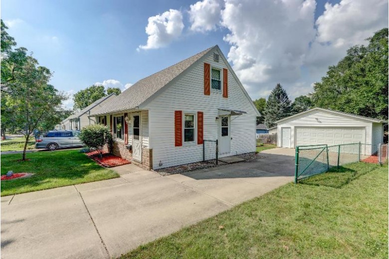 3926 Paus St Madison, WI 53714-2437 by Turning Point Realty $214,000