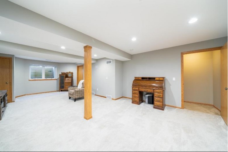 3805 Mammoth Tr, Madison, WI by Re/Max Preferred $269,900