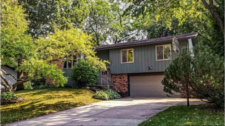 2817 Brandon Rd, Madison, WI by Spencer Real Estate Group $325,000
